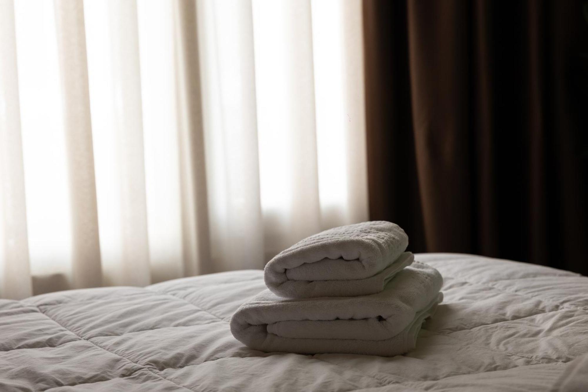 4R Colombo Hotel Тирана Екстериор снимка