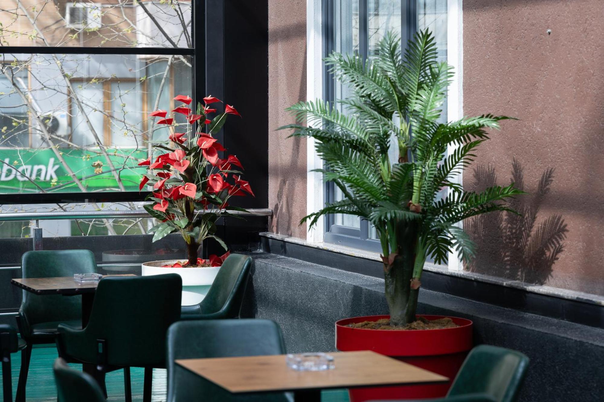 4R Colombo Hotel Тирана Екстериор снимка