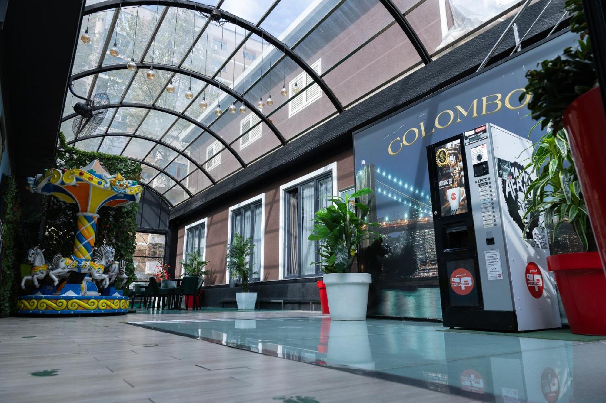 4R Colombo Hotel Тирана Екстериор снимка