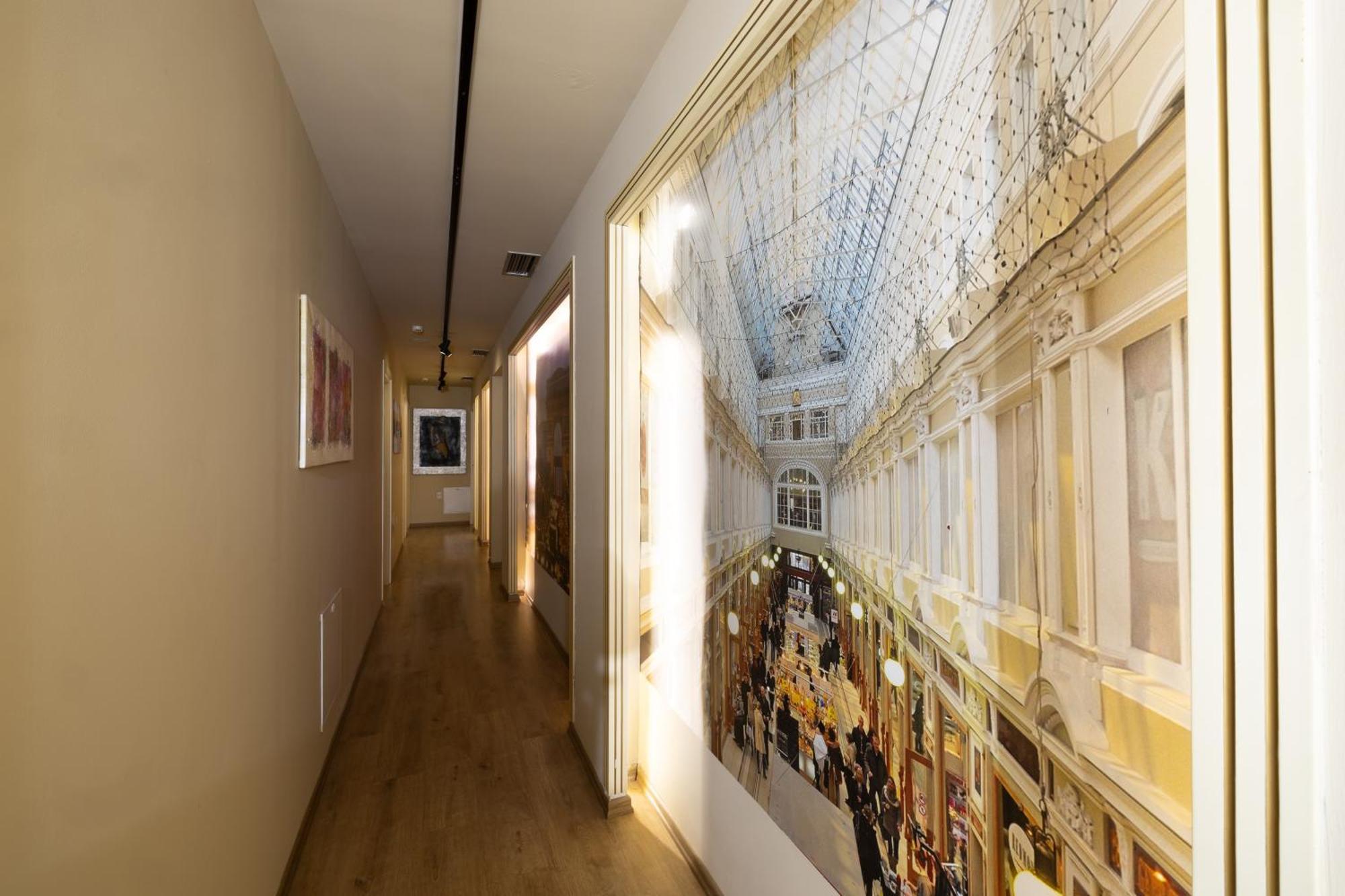 4R Colombo Hotel Тирана Екстериор снимка