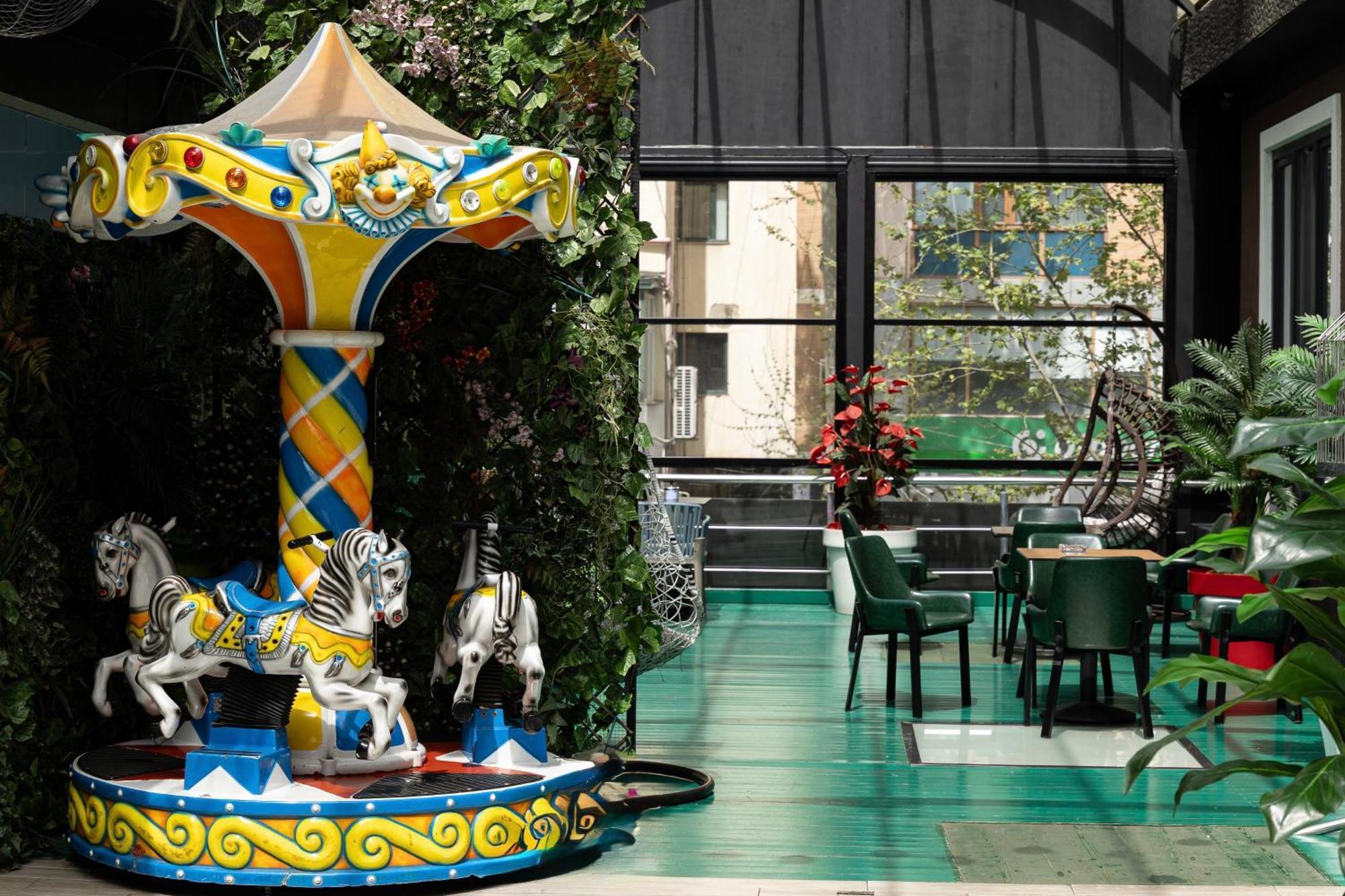 4R Colombo Hotel Тирана Екстериор снимка