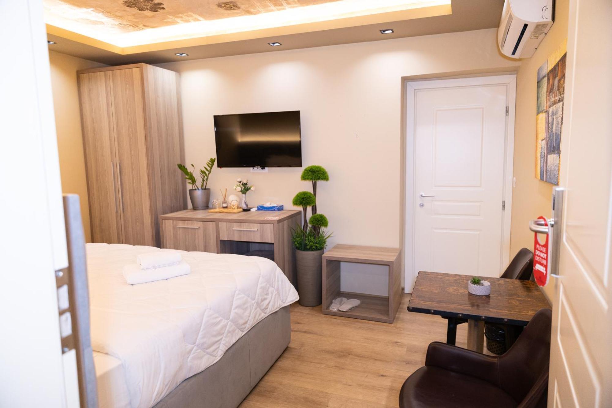 4R Colombo Hotel Тирана Екстериор снимка